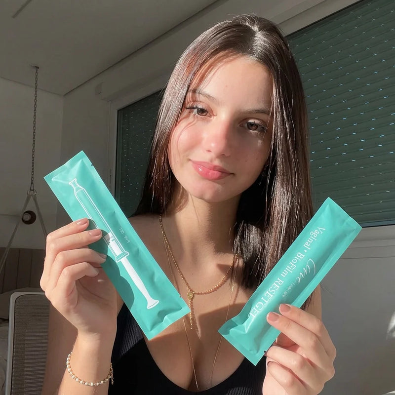 Renata G, 28